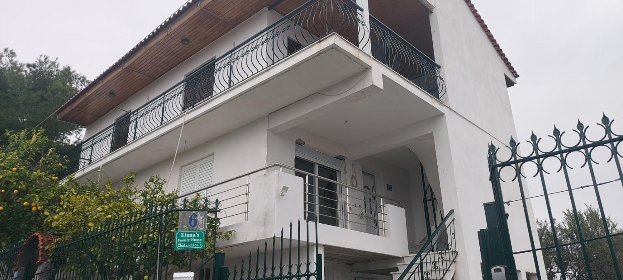 Apartamento Elena'S Family House Artemida  Exterior foto